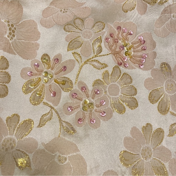 Banana Republic Pencil Skirt With Sequined Floral Embroidery - Size 0 - Picture 10 of 11